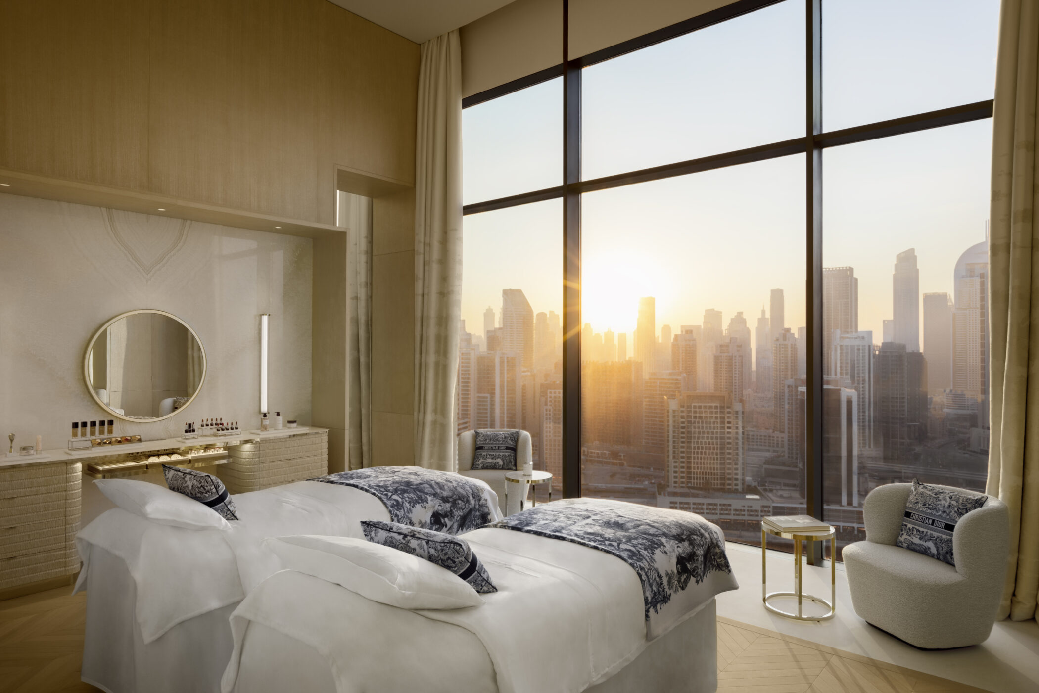 10-Most-luxurious-Hotels-Lana-Dubai