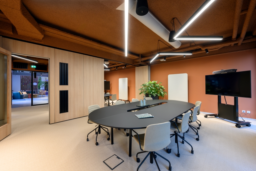 Meeting Room Ergonomic and comfort